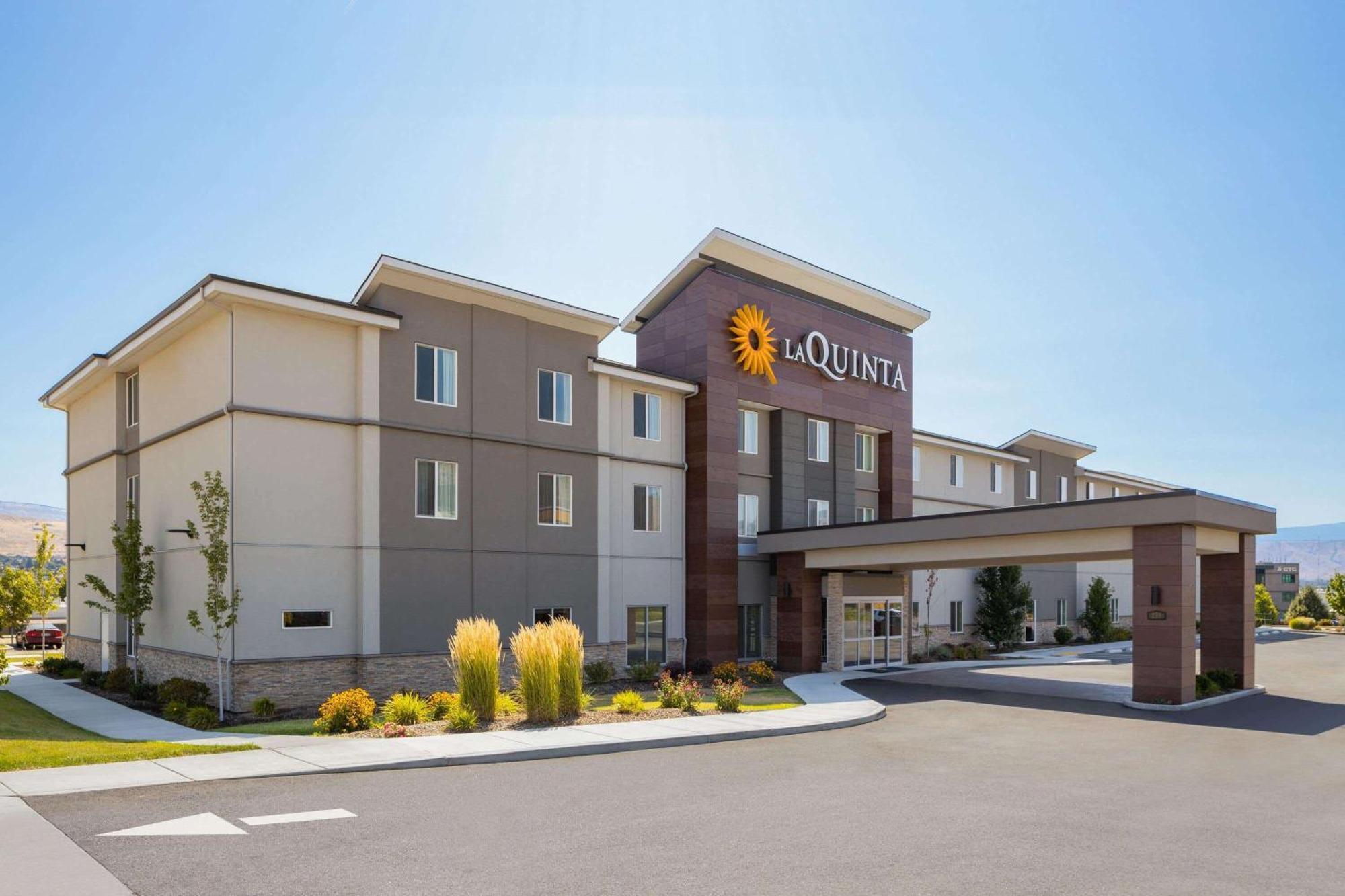 La Quinta Inn & Suites By Wyndham Уэнатчи Экстерьер фото
